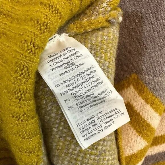 J. Crew Geometric Fair Isle Wool Blend Crewneck Sweater Size XS - Picture 6 of 6